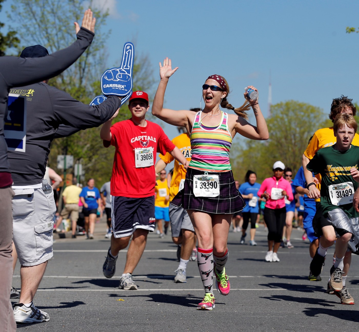 Happiness Abounds at the Ukrop’s Monument Avenue 10k