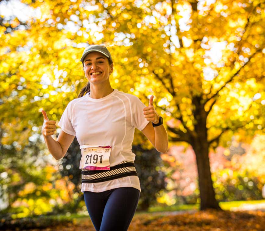 runner in Richmond Marathon